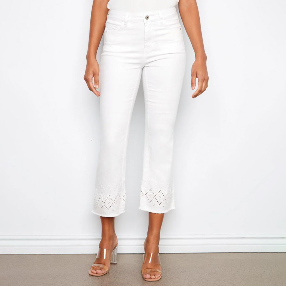 charliebwhitedenimflarelegpantwzigzagembroiderhem 3 charliebwhitedenimflarelegpantwzigzagembroiderhem 3