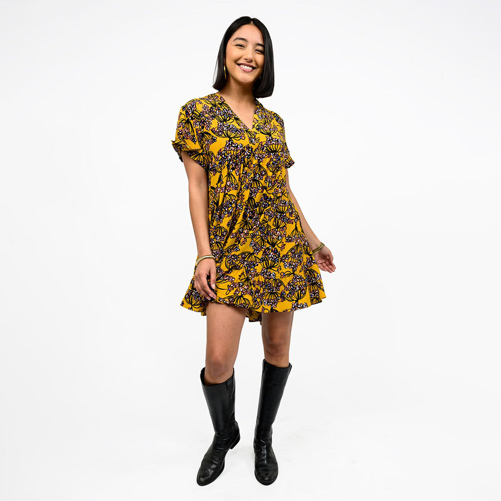 ivyjanegoldfloralprintdress 2 ivyjanegoldfloralprintdress 2