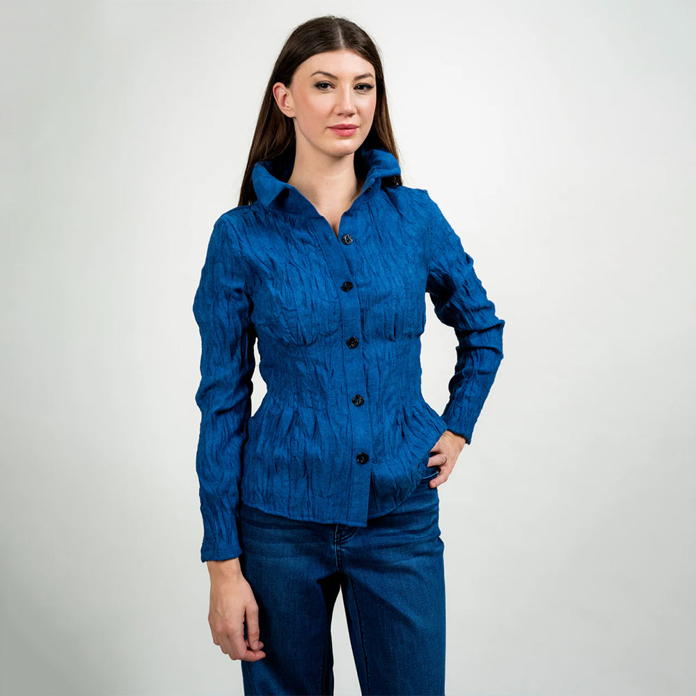 trishatylerdenimtexturedbuttonfronttop 2 trishatylerdenimtexturedbuttonfronttop 2